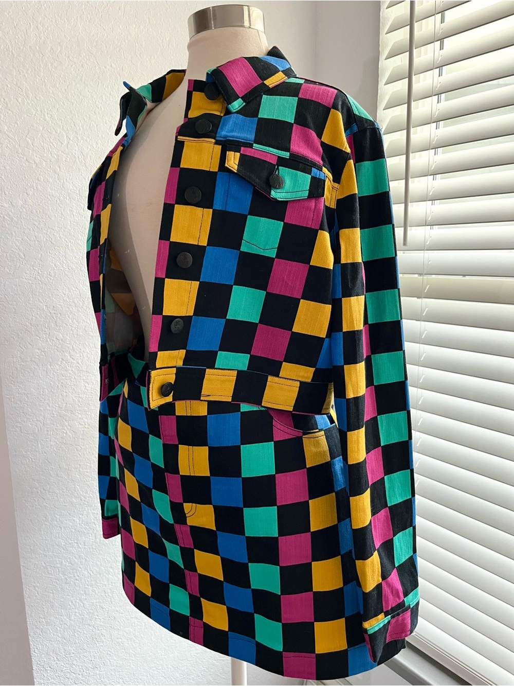 NEW DK CHECKERED MULTI COLOR JACKET AND SKIRT SET - Picture 2 of 9